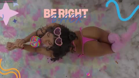 sweetviolet___ online show from 01/12/26, 12:10