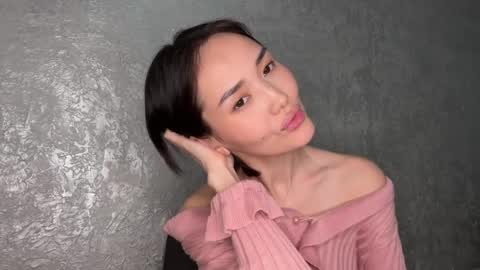 Snapshot of sweetwetg chatting on 05/30/26, 11:13 Adelin online show from 05/30/26, 11:13