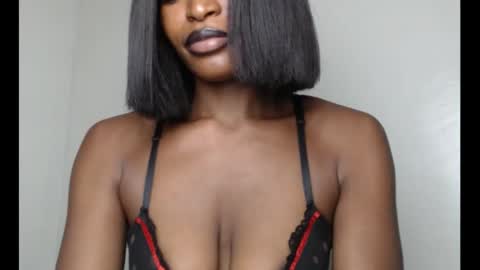 sweetxxboobsx online show from 11/04/25, 08:46