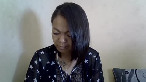 Snapshot of sweety_angel_7 chatting on 10/06/25, 02:31 Sarah online show from 10/06/25, 02:31
