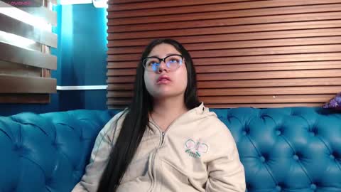 Ashley 3 online show from 02/11/25, 11:21