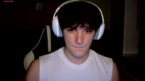 Snapshot of sweetyangeel chatting on 03/26/26, 04:45 Alex online show from 03/26/26, 04:45