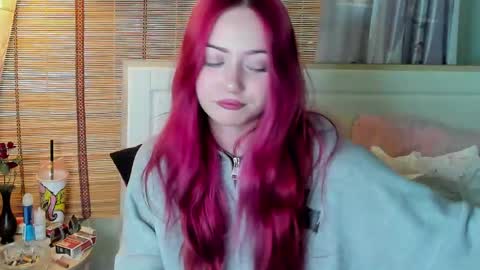 Snapshot of sweetyangiee chatting on 05/11/26, 12:55 sweetyangiee online show from 05/11/26, 12:55