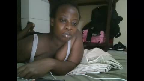 sweetyass25 online show from 11/21/25, 07:34