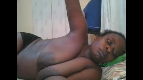 sweetyass25 online show from 02/06/26, 08:01