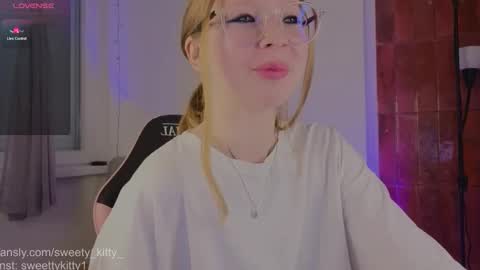 Jenny  give it a sub online show from 03/29/26, 02:39