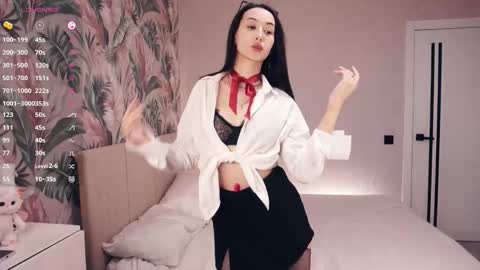 Snapshot of sweetyoops chatting on 10/05/25, 05:39 Astrid online show from 10/05/25, 05:39