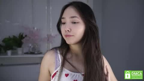 Snapshot of sweetyoops chatting on 10/22/25, 04:57 Astrid online show from 10/22/25, 04:57