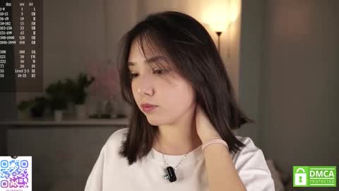 Snapshot of sweetyoops chatting on 11/07/25, 04:12 Astrid online show from 11/07/25, 04:12