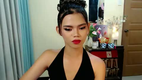 Snapshot of sweetytrannygirlxx chatting on 05/06/26, 04:41 Megan online show from 05/06/26, 04:41