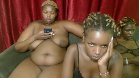 sweetz_candice online show from 02/16/25, 02:20