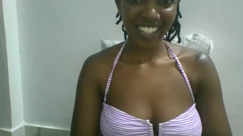 sweetz_candice online show from 09/29/25, 10:36