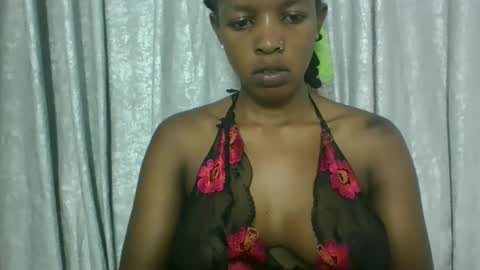 sweetz_candice online show from 10/16/25, 06:53