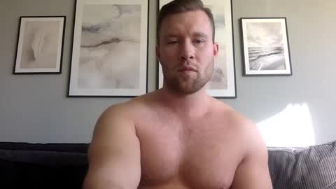 swekingxx online show from 02/18/25, 01:33