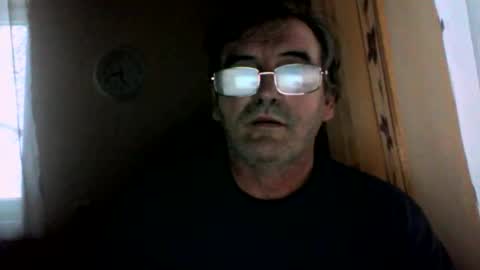 Snapshot of swergiu333 chatting on 01/08/26, 06:26 Raymond online show from 01/08/26, 06:26