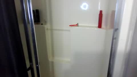 Snapshot of swgacpl chatting on 12/19/24, 01:39 Brooklyn D online show from 12/19/24, 01:39