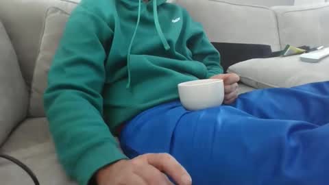 Snapshot of swimfit49 chatting on 11/17/25, 12:00 swimfit49 online show from 11/17/25, 12:00