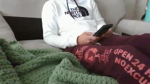 Snapshot of swimfit49 chatting on 11/23/25, 10:37 swimfit49 online show from 11/23/25, 10:37