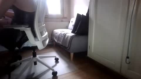 Snapshot of swisscouple73 chatting on 02/16/25, 09:15 Swiss Couple online show from 02/16/25, 09:15