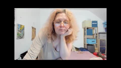 switchlorenx online show from 12/14/24, 12:23