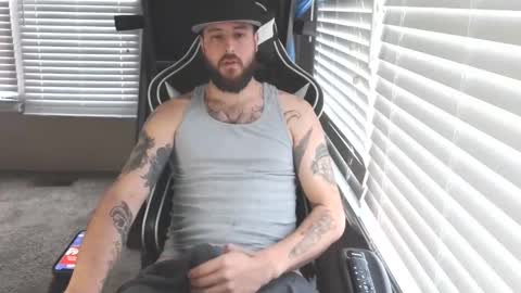 Snapshot of swoozy_ chatting on 11/30/25, 06:23 swoozy_ online show from 11/30/25, 06:23