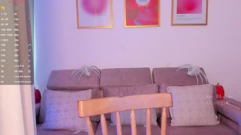 Ambar online show from 10/15/25, 07:47