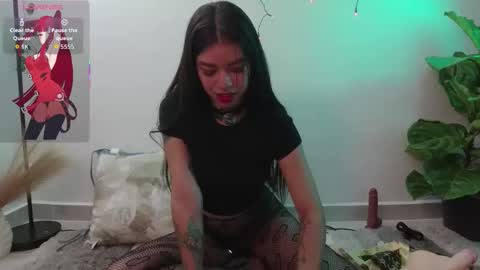 Snapshot of swt_helen chatting on 09/30/25, 07:19 Helen online show from 09/30/25, 07:19