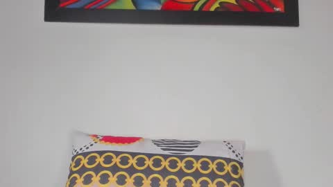 Lilly  online show from 10/07/25, 07:11