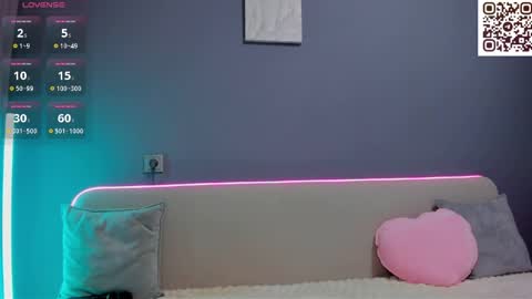 Ana online show from 03/18/26, 01:09