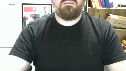 Snapshot of sxydadbod chatting on 10/12/25, 12:53 sxydadbod online show from 10/12/25, 12:53