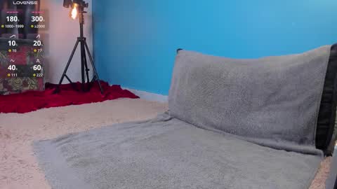 Snapshot of syd_onnfire chatting on 11/06/25, 07:48 Syd online show from 11/06/25, 07:48