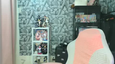 Snapshot of sydnyxox1 chatting on 07/02/26, 02:44 sydnyxox1 online show from 07/02/26, 02:44