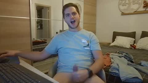 syl092 online show from 11/04/25, 05:23