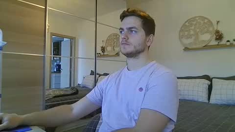 Snapshot of syl092 chatting on 01/07/26, 09:34 syl092 online show from 01/07/26, 09:34