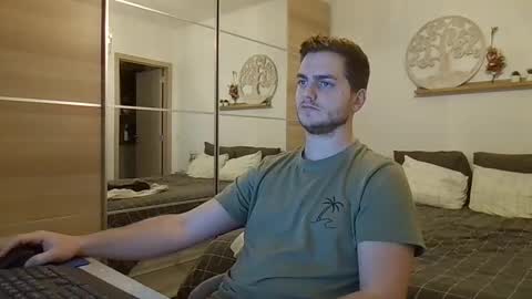 Snapshot of syl092 chatting on 01/08/26, 04:53 syl092 online show from 01/08/26, 04:53