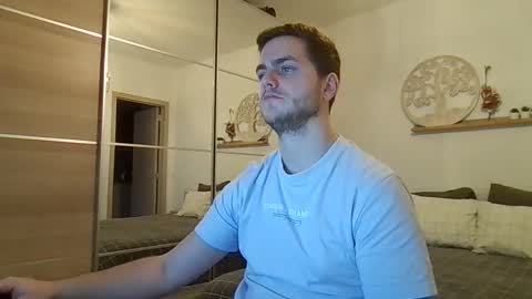 Snapshot of syl092 chatting on 01/10/26, 04:09 syl092 online show from 01/10/26, 04:09