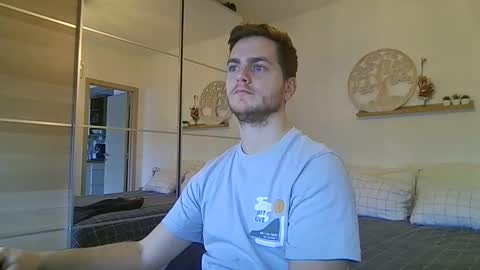 Snapshot of syl092 chatting on 01/12/26, 09:25 syl092 online show from 01/12/26, 09:25