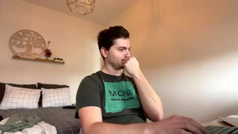 Snapshot of syl092 chatting on 02/05/26, 01:05 syl092 online show from 02/05/26, 01:05