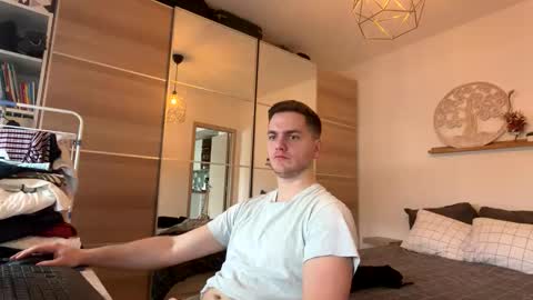 Snapshot of syl092 chatting on 02/14/26, 09:39 syl092 online show from 02/14/26, 09:39