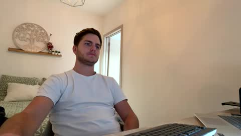 syl092 online show from 03/31/26, 05:13