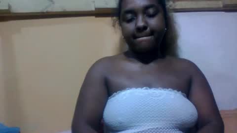 Snapshot of sylvi_ni chatting on 07/21/26, 11:01 NinaDream online show from 07/21/26, 11:01