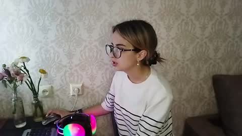 Emily online show from 05/29/26, 03:54