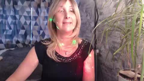 Sylvia online show from 02/11/26, 07:57