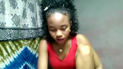 Sylviette online show from 05/27/26, 11:57