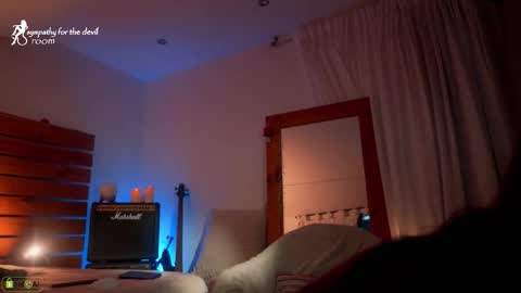 Lily online show from 09/21/25, 09:16