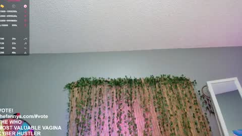 Jennah online show from 03/04/25, 10:27