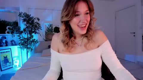 Ellie online show from 11/09/25, 07:28