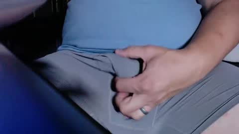 Dad Bod online show from 09/11/25, 02:55