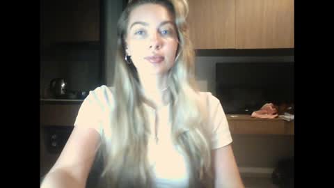 Snapshot of syrami chatting on 02/24/26, 02:59 syrami online show from 02/24/26, 02:59