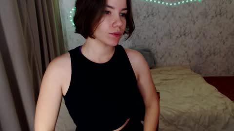 SyrenDixon online show from 10/27/25, 09:02